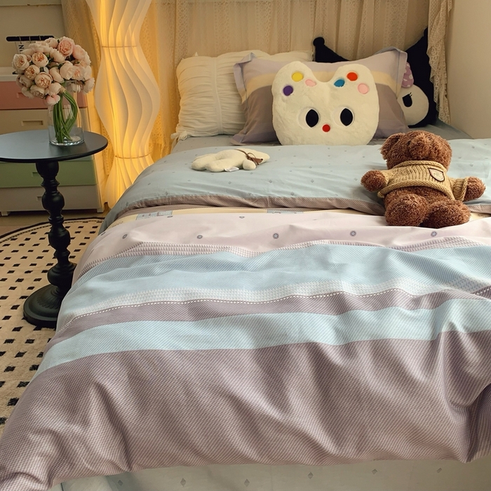 91家纺网 家纺一手货源 找家纺 莱豫家纺 2025春夏新款学生季全棉纯棉印花上下铺三件套学生宿舍三件套 条纹故事