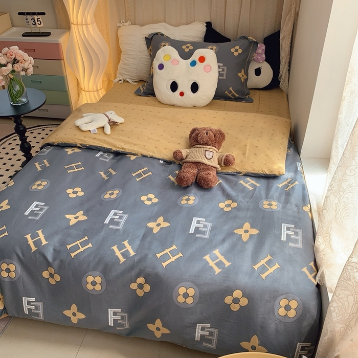 91家纺网 家纺一手货源 找家纺 莱豫家纺 2025春夏新款学生季全棉纯棉印花上下铺三件套学生宿舍三件套 维纳斯