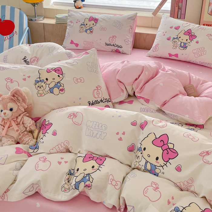 91家纺网 家纺一手货源 找家纺 博雅 2025新款全棉三丽鸥全棉四件套-小版 苹果HELLO KITTY