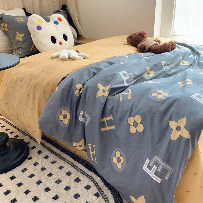 91家纺网 家纺一手货源 找家纺 莱豫家纺 2025春夏新款学生季全棉纯棉印花上下铺三件套学生宿舍三件套 维纳斯