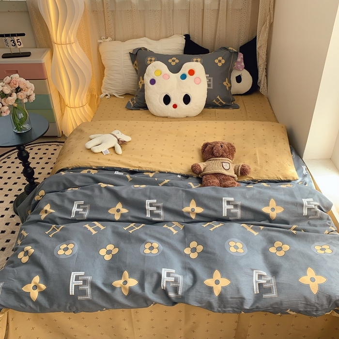 91家纺网 家纺一手货源 找家纺 莱豫家纺 2025春夏新款学生季全棉纯棉印花上下铺三件套学生宿舍三件套 维纳斯