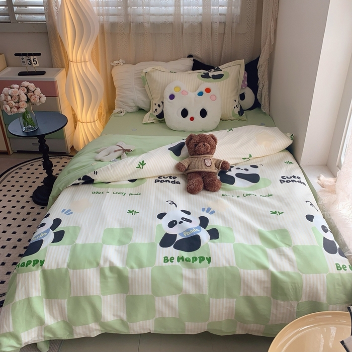 91家纺网 家纺一手货源 找家纺 莱豫家纺 2025春夏新款学生季全棉纯棉印花上下铺三件套学生宿舍三件套 小熊猫绿