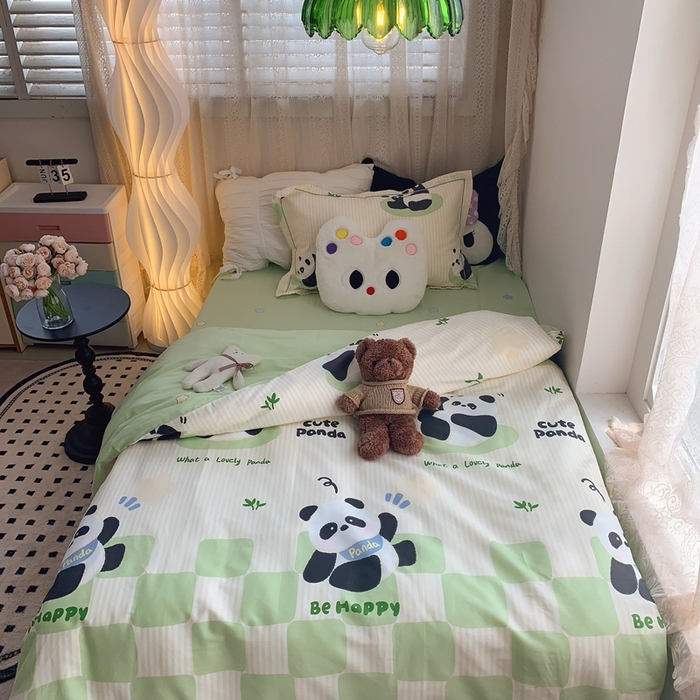 91家纺网 家纺一手货源 找家纺 莱豫家纺 2025春夏新款学生季全棉纯棉印花上下铺三件套学生宿舍三件套 小熊猫绿