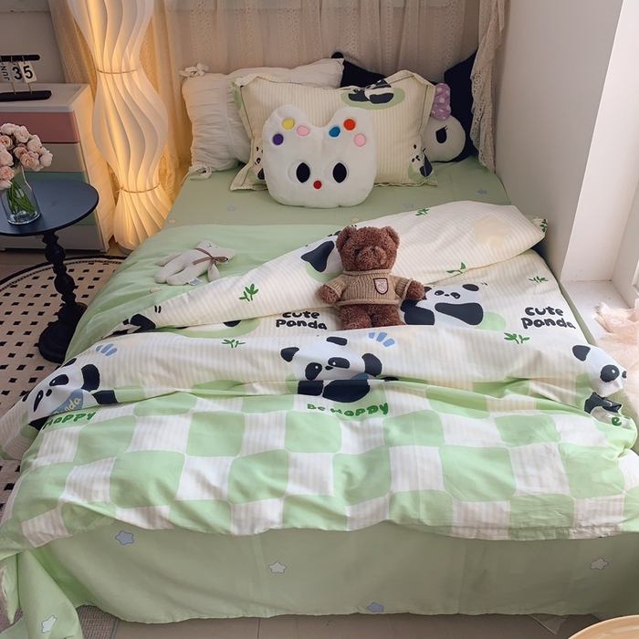 91家纺网 家纺一手货源 找家纺 莱豫家纺 2025春夏新款学生季全棉纯棉印花上下铺三件套学生宿舍三件套 小熊猫绿