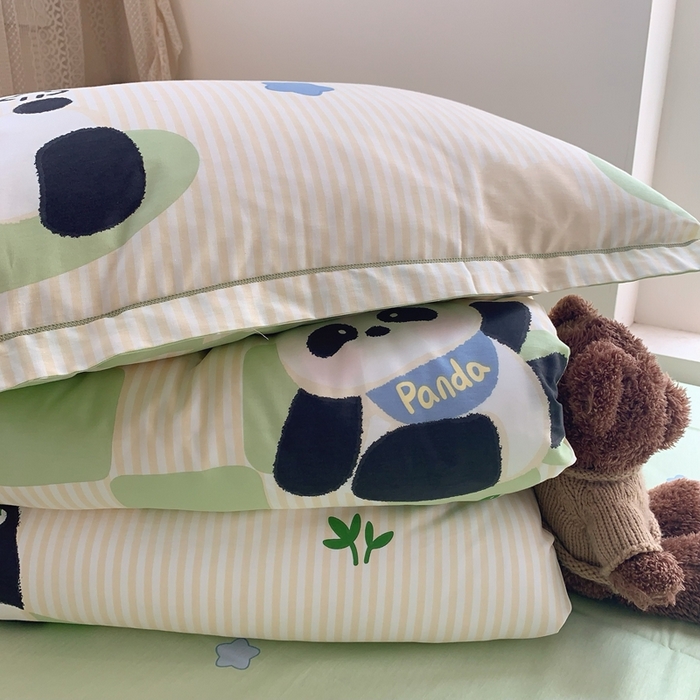 91家纺网 家纺一手货源 找家纺 莱豫家纺 2025春夏新款学生季全棉纯棉印花上下铺三件套学生宿舍三件套 小熊猫绿