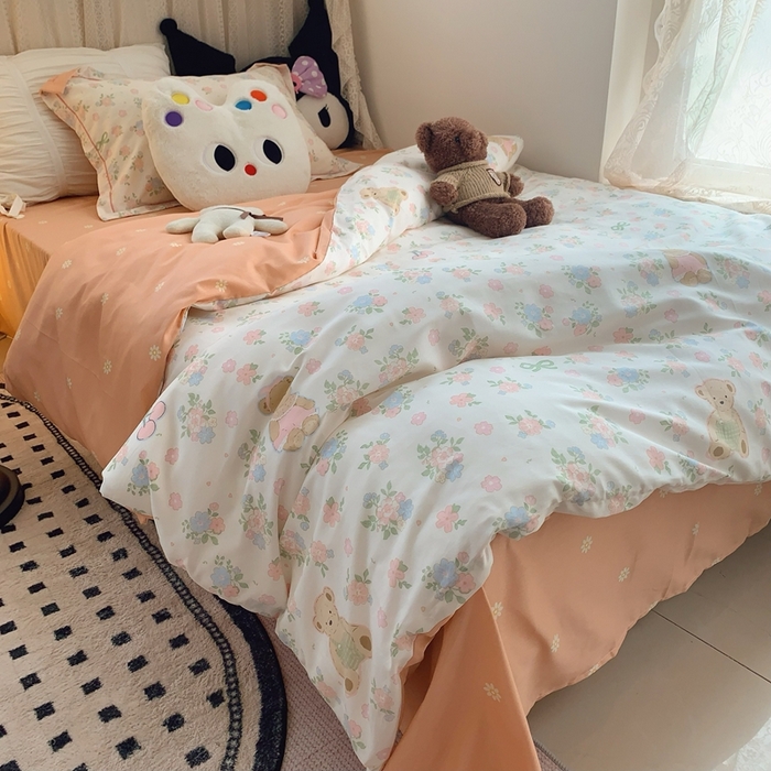 91家纺网 家纺一手货源 找家纺 莱豫家纺 2025春夏新款学生季全棉纯棉印花上下铺三件套学生宿舍三件套 熊熊花语