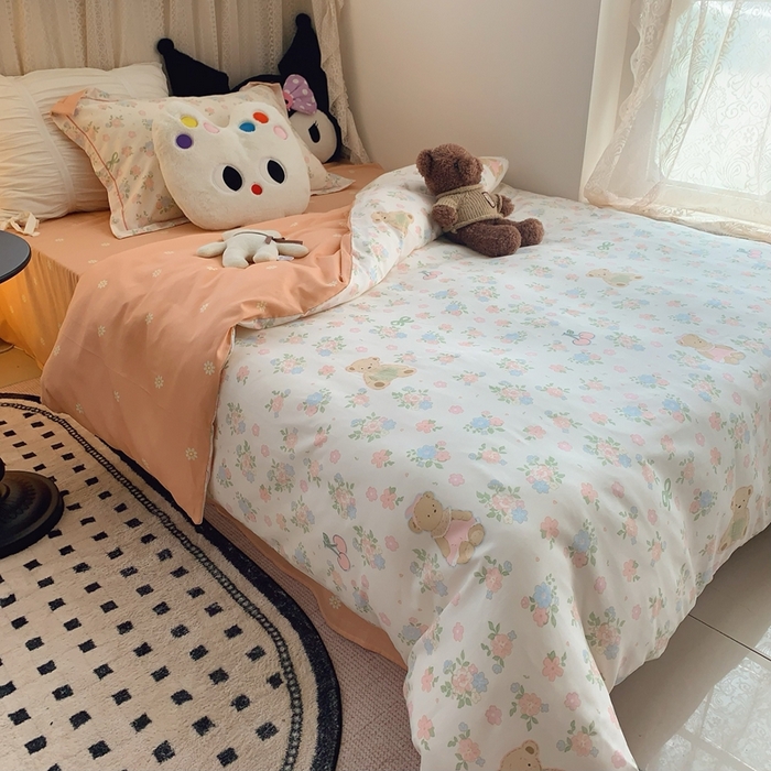 91家纺网 家纺一手货源 找家纺 莱豫家纺 2025春夏新款学生季全棉纯棉印花上下铺三件套学生宿舍三件套 熊熊花语