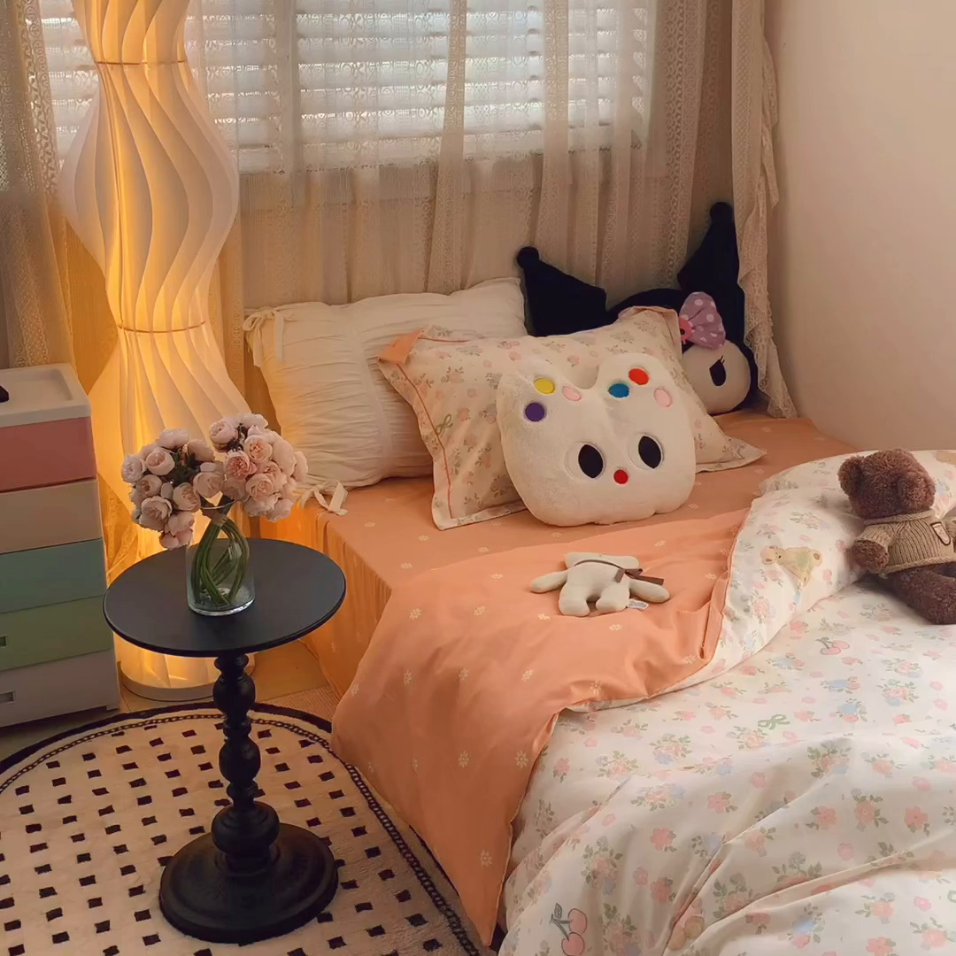 91家纺网 家纺一手货源 找家纺 莱豫家纺 2025春夏新款学生季全棉纯棉印花上下铺三件套学生宿舍三件套 熊熊花语