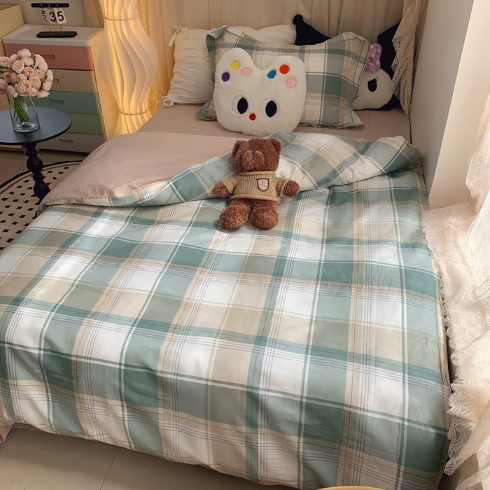 91家纺网 家纺一手货源 找家纺 莱豫家纺 2025春夏新款学生季全棉纯棉印花上下铺三件套学生宿舍三件套 休闲格绿