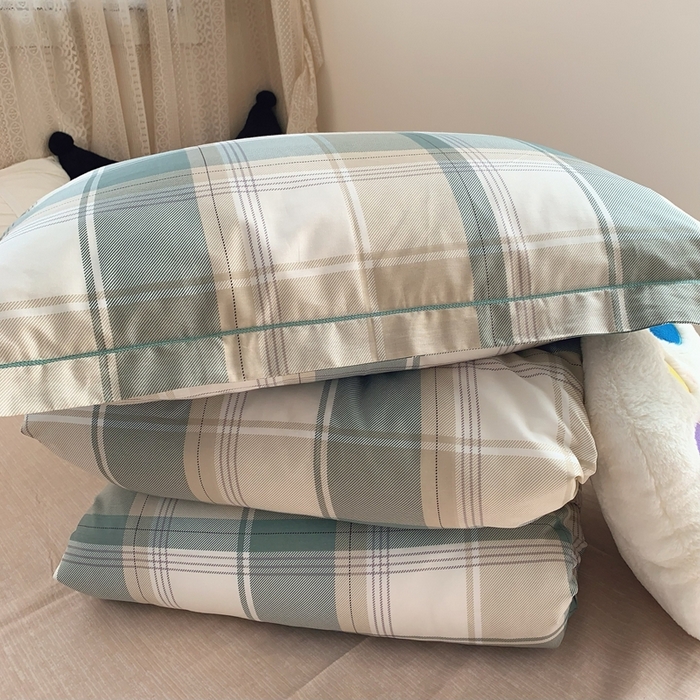 91家纺网 家纺一手货源 找家纺 莱豫家纺 2025春夏新款学生季全棉纯棉印花上下铺三件套学生宿舍三件套 休闲格绿