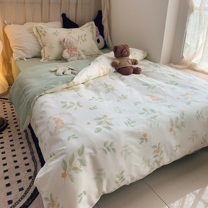 91家纺网 家纺一手货源 找家纺 莱豫家纺 2025春夏新款学生季全棉纯棉印花上下铺三件套学生宿舍三件套 伊人兔