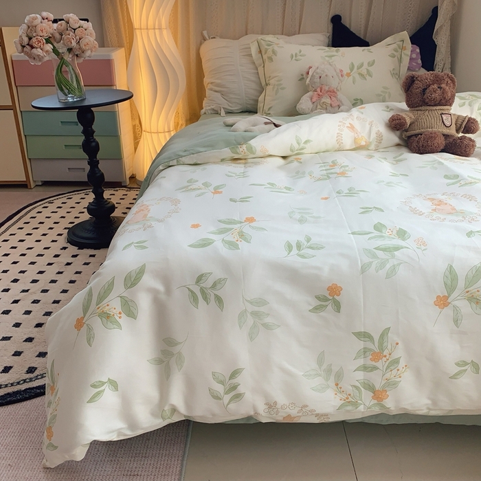 91家纺网 家纺一手货源 找家纺 莱豫家纺 2025春夏新款学生季全棉纯棉印花上下铺三件套学生宿舍三件套 伊人兔