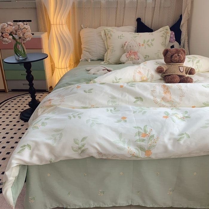 91家纺网 家纺一手货源 找家纺 莱豫家纺 2025春夏新款学生季全棉纯棉印花上下铺三件套学生宿舍三件套 伊人兔