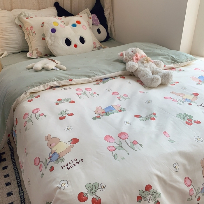 91家纺网 家纺一手货源 找家纺 莱豫家纺 2025春夏新款学生季全棉纯棉印花上下铺三件套学生宿舍三件套 元气小兔