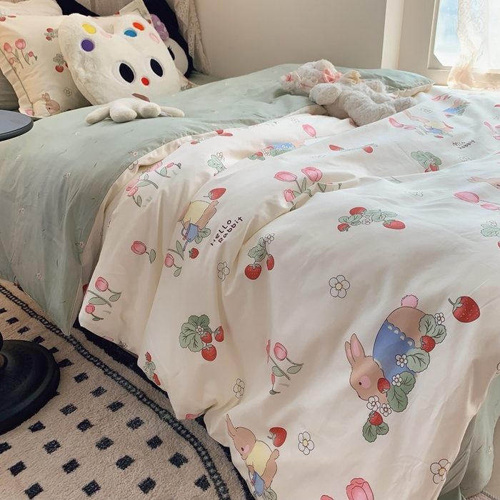 91家纺网 家纺一手货源 找家纺 莱豫家纺 2025春夏新款学生季全棉纯棉印花上下铺三件套学生宿舍三件套 元气小兔