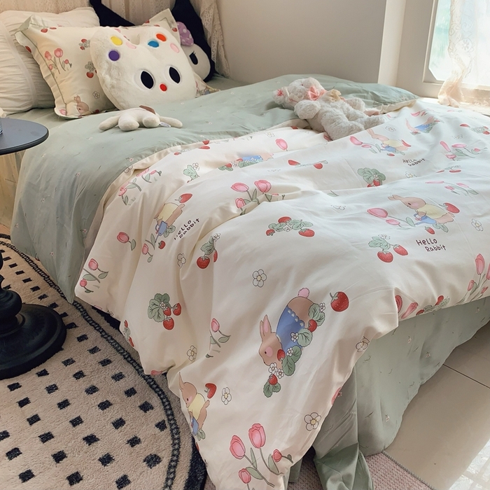 91家纺网 家纺一手货源 找家纺 莱豫家纺 2025春夏新款学生季全棉纯棉印花上下铺三件套学生宿舍三件套 元气小兔