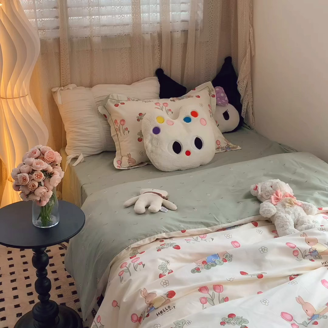 91家纺网 家纺一手货源 找家纺 莱豫家纺 2025春夏新款学生季全棉纯棉印花上下铺三件套学生宿舍三件套 元气小兔