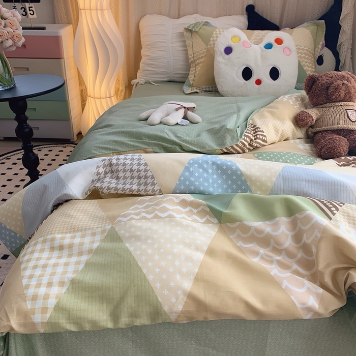 91家纺网 家纺一手货源 找家纺 莱豫家纺 2025春夏新款学生季全棉纯棉印花上下铺三件套学生宿舍三件套 云峰绿