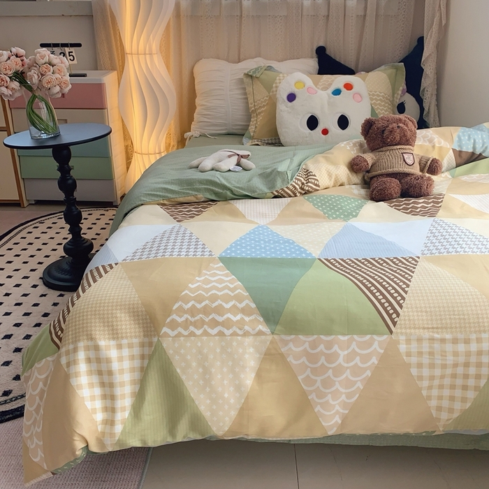 91家纺网 家纺一手货源 找家纺 莱豫家纺 2025春夏新款学生季全棉纯棉印花上下铺三件套学生宿舍三件套 云峰绿