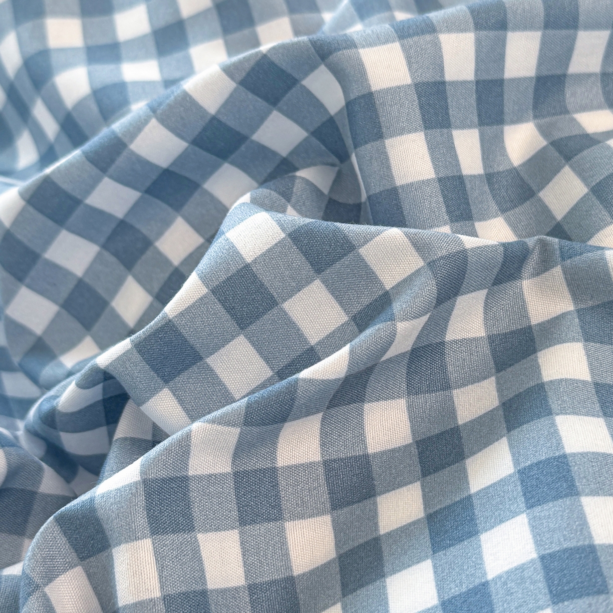 91家纺网 家纺一手货源 找家纺 十一家居2025年新款ins风A类亲肤水洗棉学生宿舍三件套——悸动系列 蓝小格+海青蓝