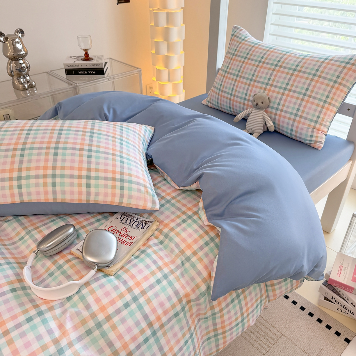 91家纺网 家纺一手货源 找家纺 十一家居2025年新款ins风A类亲肤水洗棉学生宿舍三件套——悸动系列 糖果小格+海青蓝