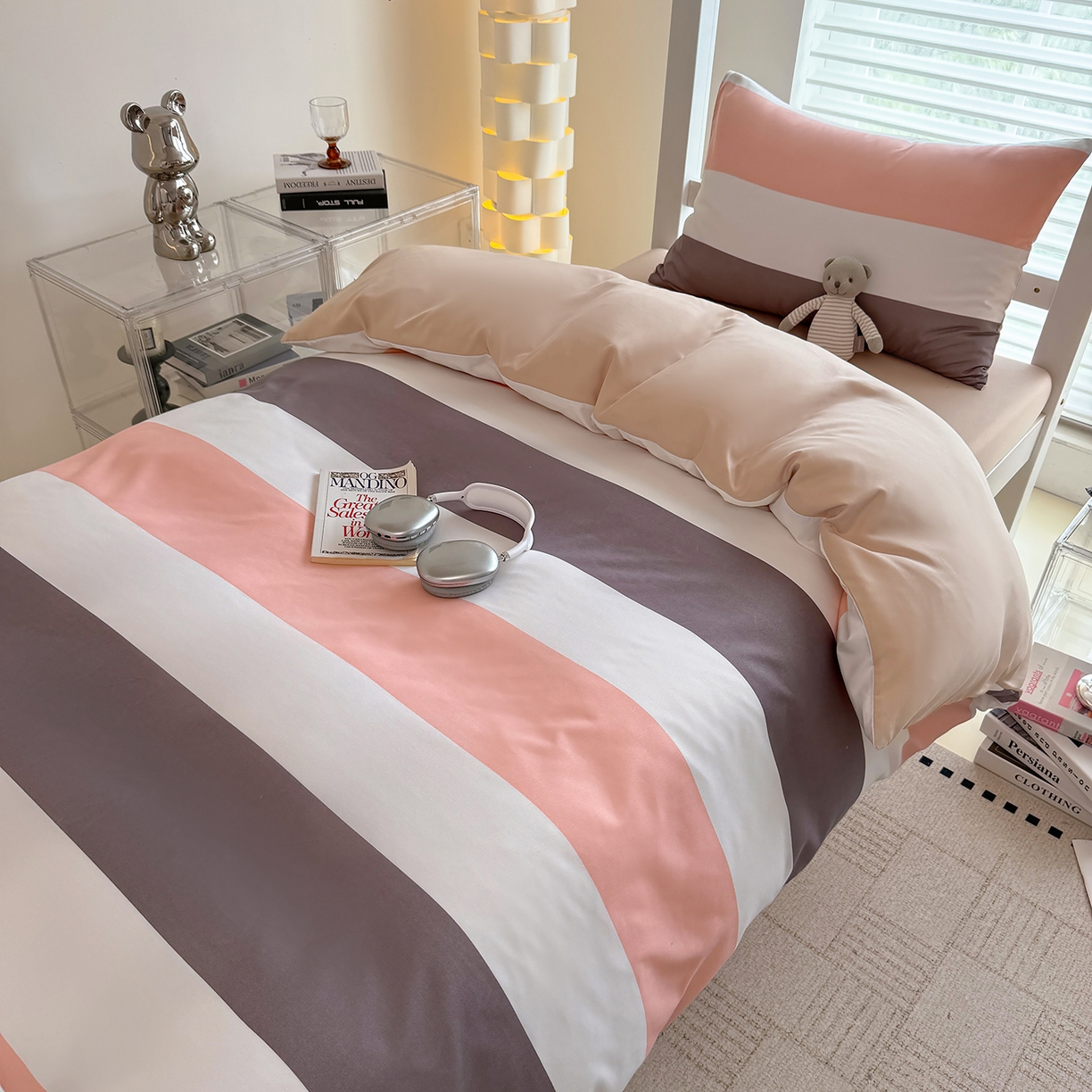 91家纺网 家纺一手货源 找家纺 十一家居2025年新款ins风A类亲肤水洗棉学生宿舍三件套——悸动系列 桃灰格+卡其