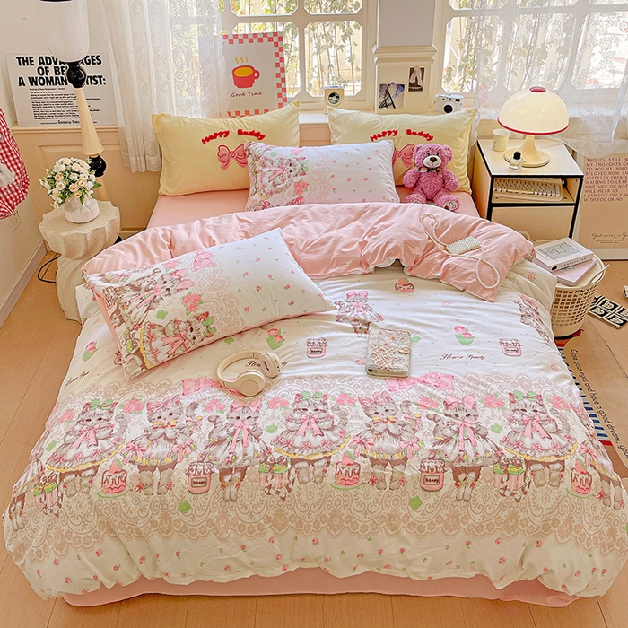 91家纺网 家纺一手货源 找家纺 布可家纺 2025新款水洗棉时尚印花四件套 小猫碎语