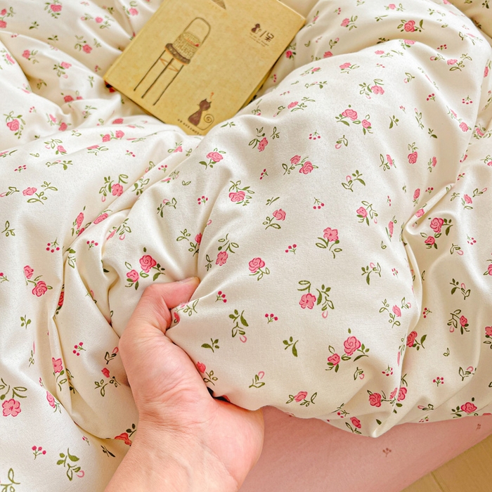 91家纺网 家纺一手货源 找家纺 布可家纺 2025新款水洗磨毛时尚印花四件套 粉色恋歌