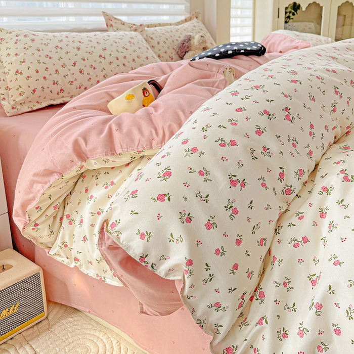 91家纺网 家纺一手货源 找家纺 布可家纺 2025新款水洗磨毛时尚印花四件套 粉色恋歌