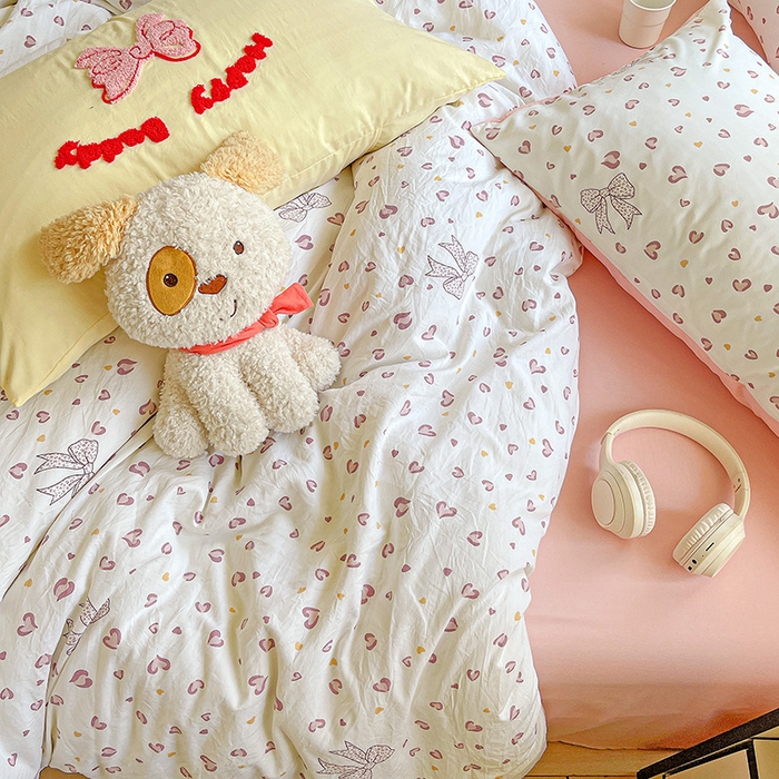 91家纺网 家纺一手货源 找家纺 布可家纺 2025新款水洗棉时尚印花四件套 爱心豹纹