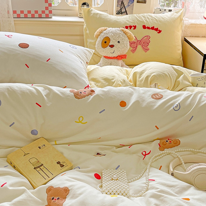 91家纺网 家纺一手货源 找家纺 布可家纺 2025新款水洗棉时尚印花四件套 饼干熊