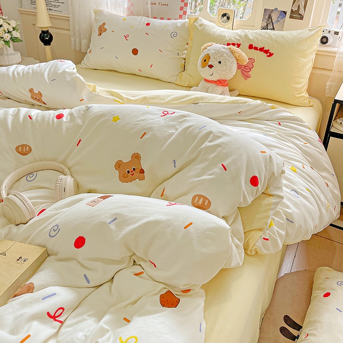 91家纺网 家纺一手货源 找家纺 布可家纺 2025新款水洗棉时尚印花四件套 饼干熊