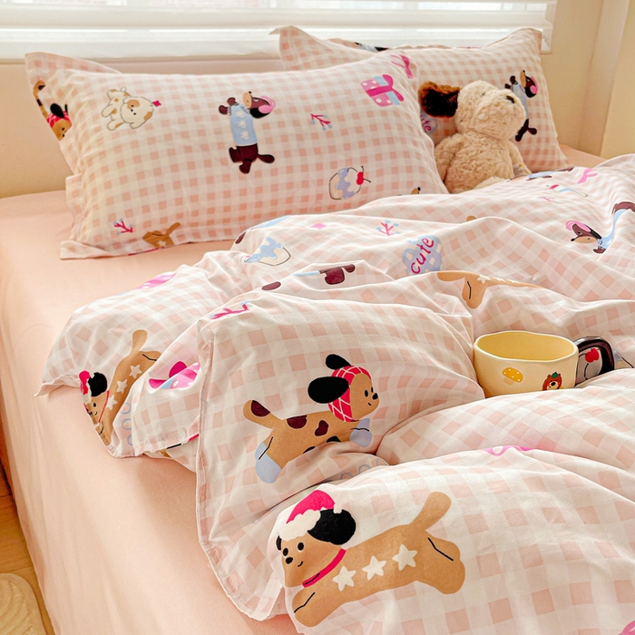 91家纺网 家纺一手货源 找家纺 布可家纺 2025新款水洗磨毛时尚印花四件套 格子小狗