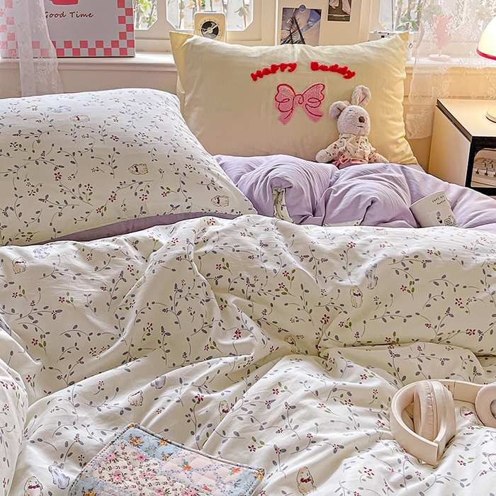 91家纺网 家纺一手货源 找家纺 布可家纺 2025新款水洗棉时尚印花四件套 蓝枝兔