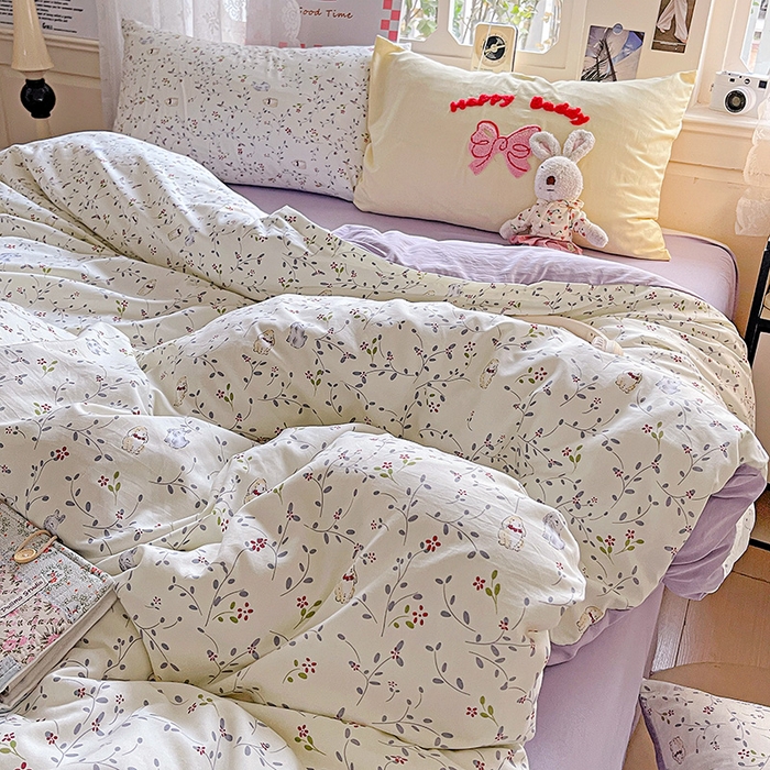 91家纺网 家纺一手货源 找家纺 布可家纺 2025新款水洗棉时尚印花四件套 蓝枝兔