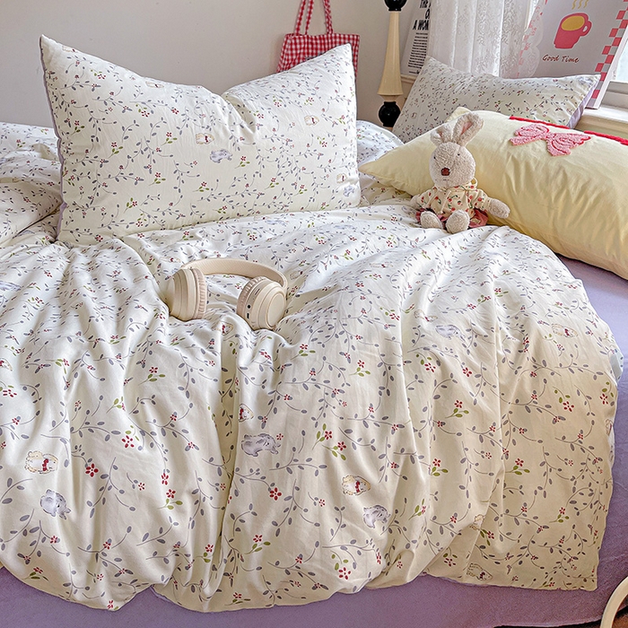 91家纺网 家纺一手货源 找家纺 布可家纺 2025新款水洗棉时尚印花四件套 蓝枝兔