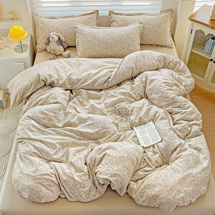 91家纺网 家纺一手货源 找家纺 布可家纺 2025新款水洗磨毛时尚印花四件套 麻花格