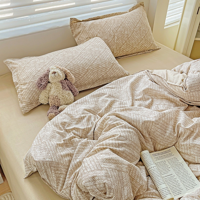 91家纺网 家纺一手货源 找家纺 布可家纺 2025新款水洗磨毛时尚印花四件套 麻花格