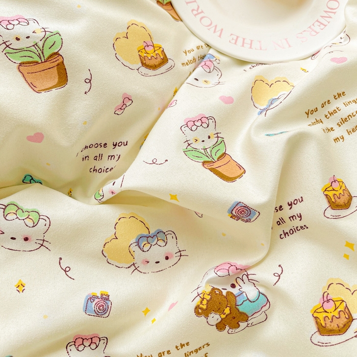 91家纺网 家纺一手货源 找家纺 布可家纺 2025新款水洗磨毛时尚印花四件套 猫咪日记