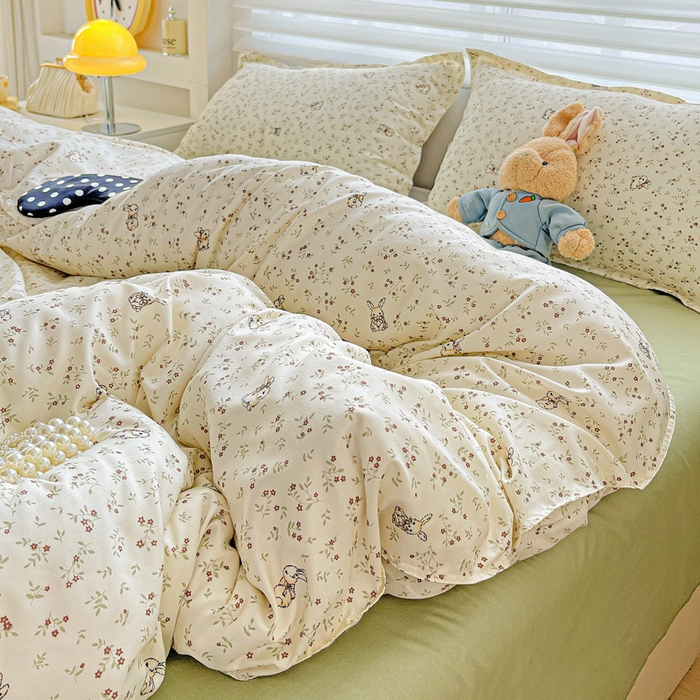 91家纺网 家纺一手货源 找家纺 布可家纺 2025新款水洗磨毛时尚印花四件套 森林来信