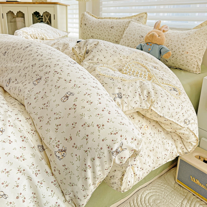 91家纺网 家纺一手货源 找家纺 布可家纺 2025新款水洗磨毛时尚印花四件套 森林来信