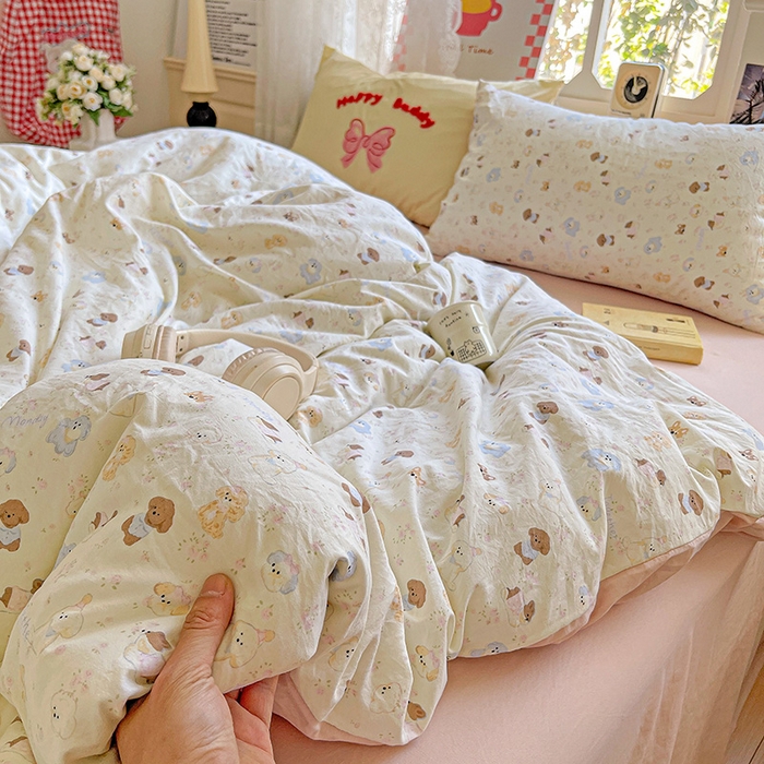 91家纺网 家纺一手货源 找家纺 布可家纺 2025新款水洗棉时尚印花四件套 泡芙狗