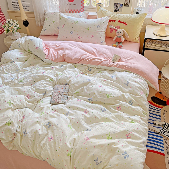 91家纺网 家纺一手货源 找家纺 布可家纺 2025新款水洗棉时尚印花四件套 少女日记