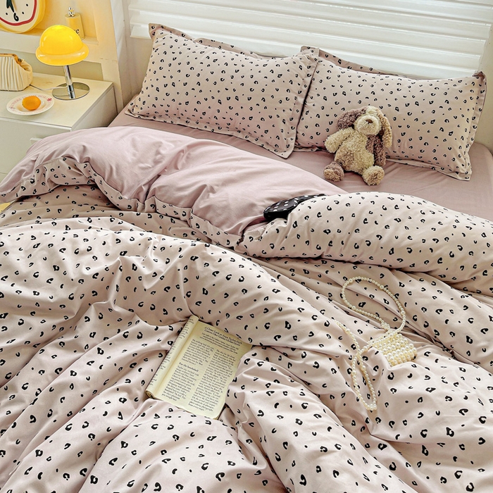 91家纺网 家纺一手货源 找家纺 布可家纺 2025新款水洗磨毛时尚印花四件套 小时代