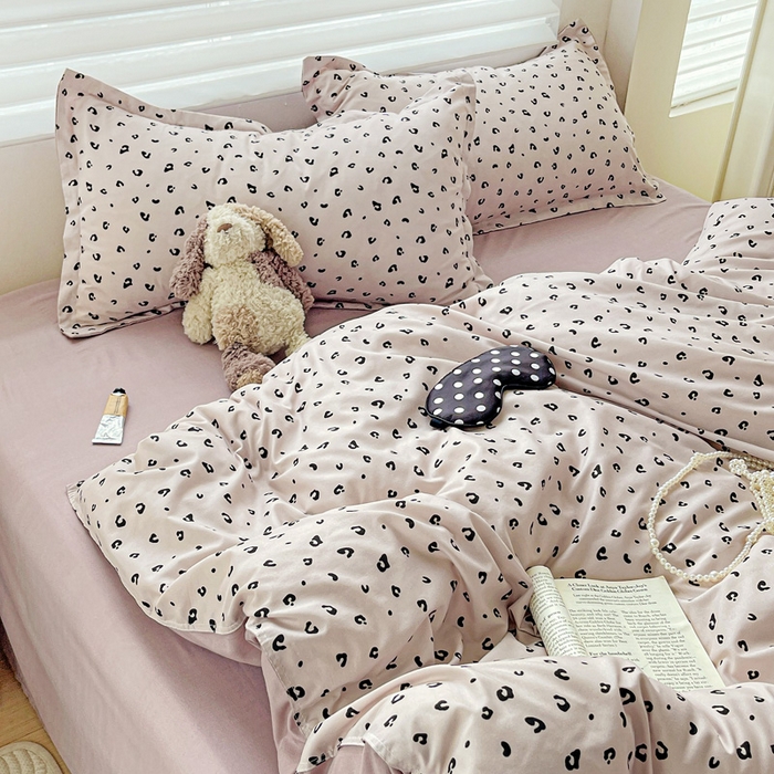 91家纺网 家纺一手货源 找家纺 布可家纺 2025新款水洗磨毛时尚印花四件套 小时代