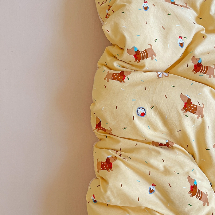 91家纺网 家纺一手货源 找家纺 布可家纺 2025新款水洗棉时尚印花四件套 小狗总动员