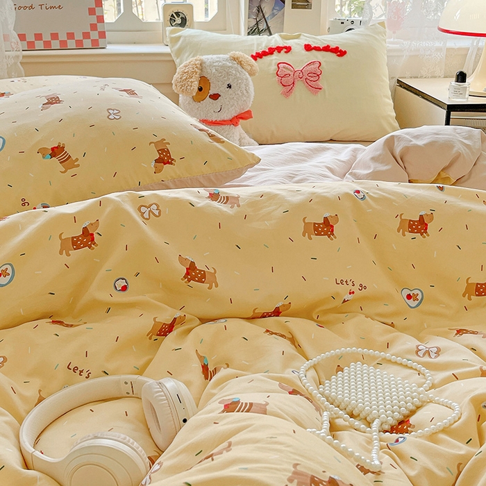 91家纺网 家纺一手货源 找家纺 布可家纺 2025新款水洗棉时尚印花四件套 小狗总动员