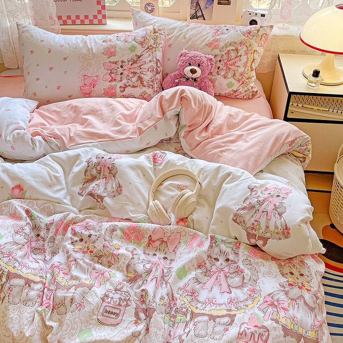 91家纺网 家纺一手货源 找家纺 布可家纺 2025新款水洗棉时尚印花四件套 小猫碎语