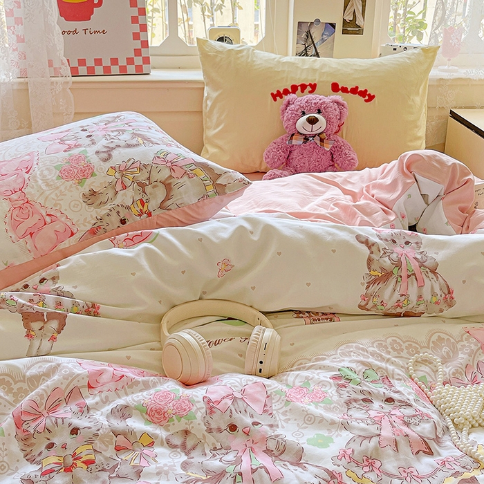 91家纺网 家纺一手货源 找家纺 布可家纺 2025新款水洗棉时尚印花四件套 小猫碎语