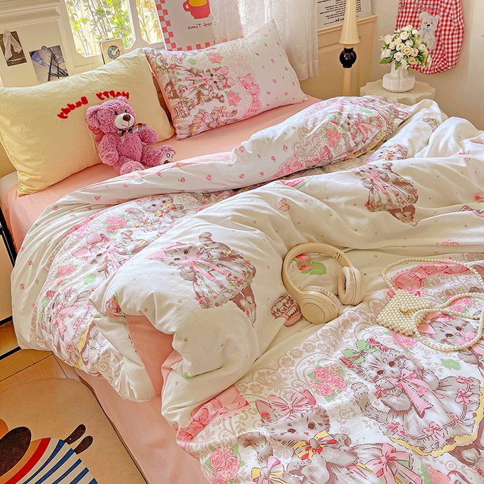 91家纺网 家纺一手货源 找家纺 布可家纺 2025新款水洗棉时尚印花四件套 小猫碎语